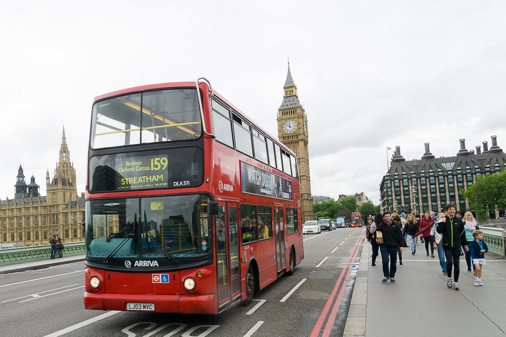 Красный двухэтажный автобус, Лондон
